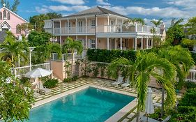 Eleven Bahama House